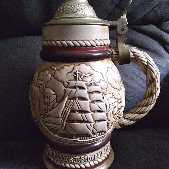 Rare Vintage 1977 Avon Collectable Stein - Picture 6 of 8